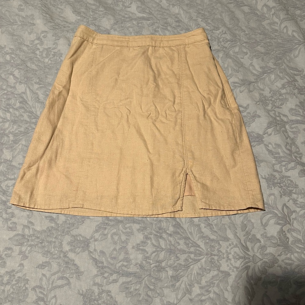 Women’s Abercrombie and Fitch mini skirt